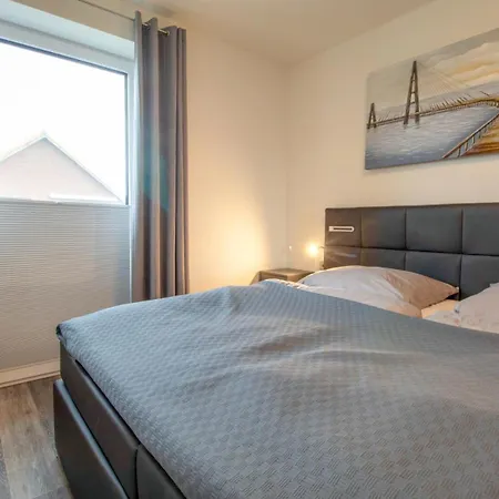 Sielhuus 11 Mit Dachterrasse Und Infrarotsauna Und Kamin Fuer Bis Zu 4 Personen In Fedderwardersiel! *