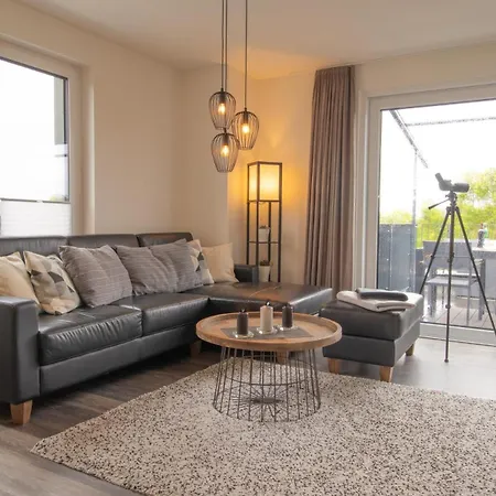 Sielhuus 11 Mit Dachterrasse Und Infrarotsauna Und Kamin Fuer Bis Zu 4 Personen In Fedderwardersiel!