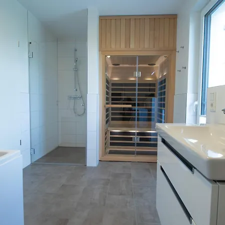 Sielhuus 11 Mit Dachterrasse Und Infrarotsauna Und Kamin Fuer Bis Zu 4 Personen In Fedderwardersiel! Fedderwardersiel