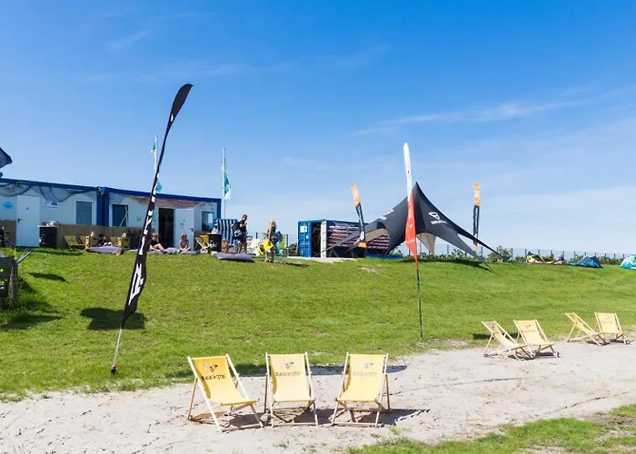 Sielhuus 11 Mit Dachterrasse Und Infrarotsauna Und Kamin Fuer Bis Zu 4 Personen In Fedderwardersiel! *